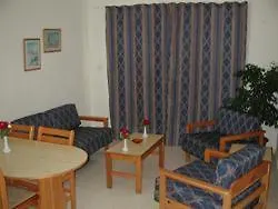 Nicki Aparthotel 3*