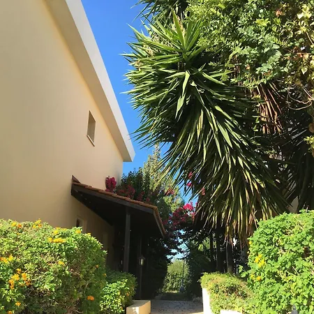 Aparthotel Nicki 3*