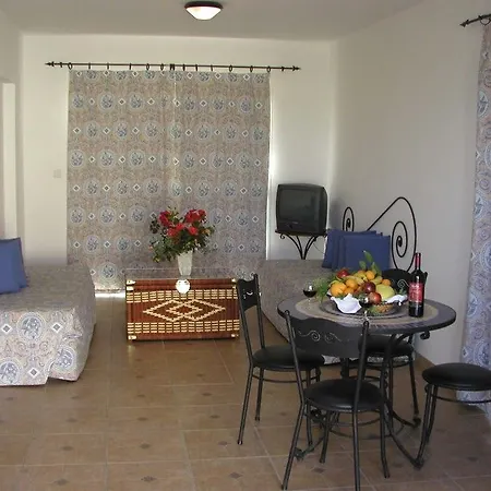 Nicki Aparthotel 3*
